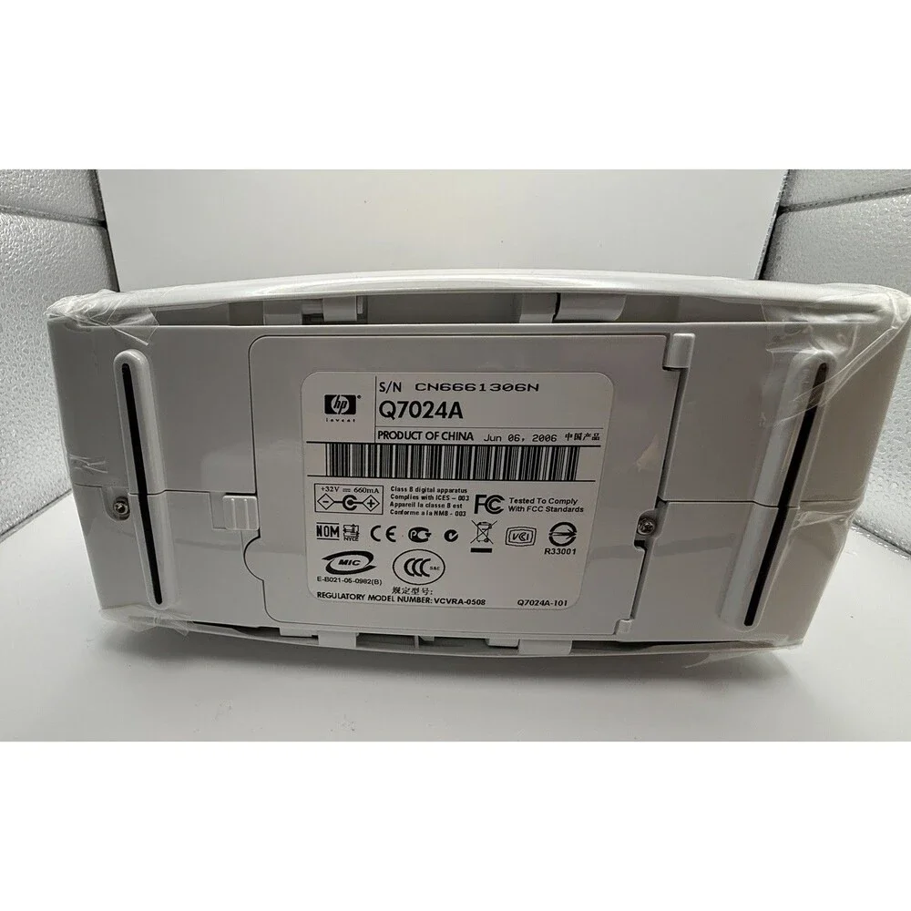 HP Photosmart A612 Portable Inkjet Photo Printer New Open Box.
